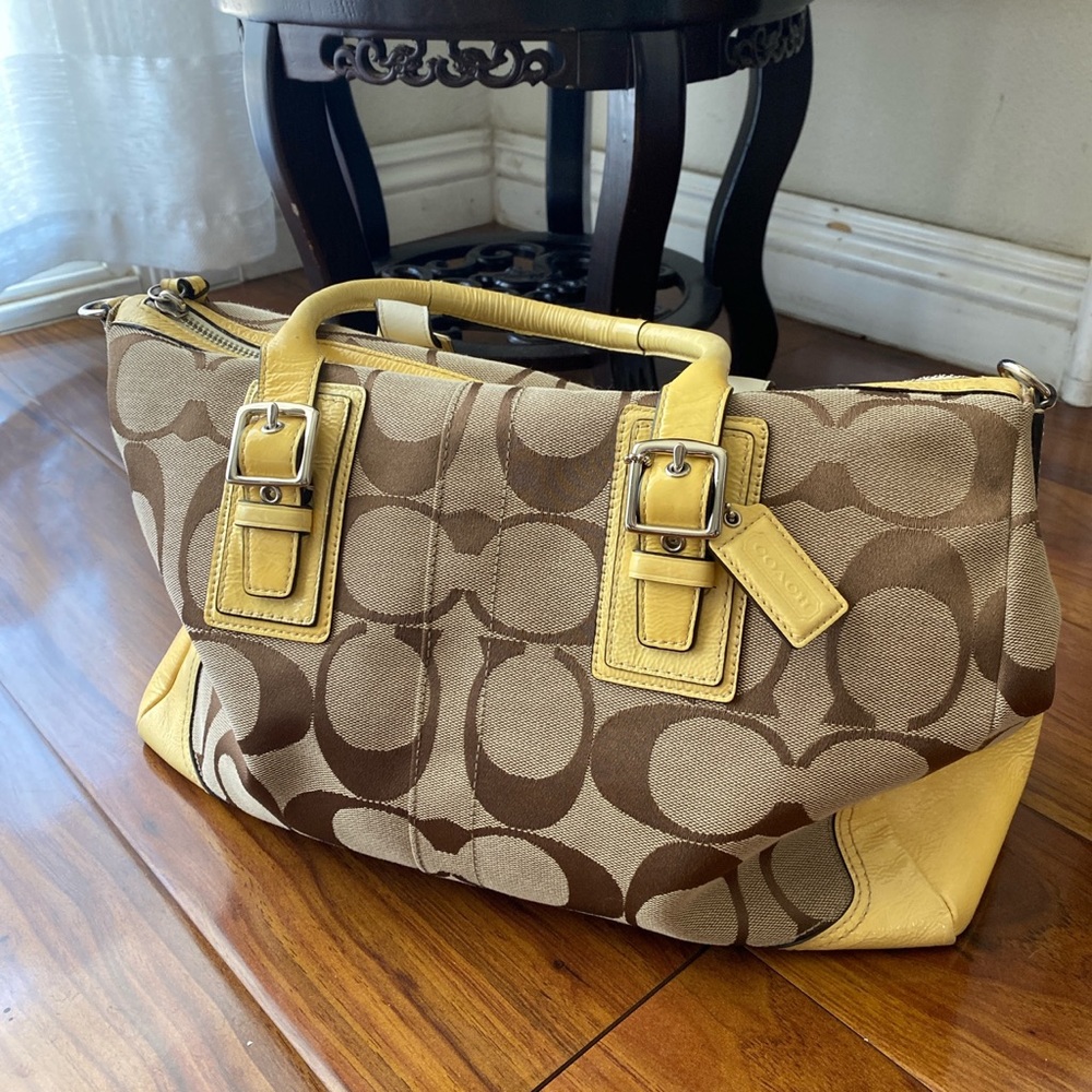 Coach F13812 Khaki Yellow Hampton